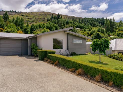 2/26 Harrys Close, Arthurs Point