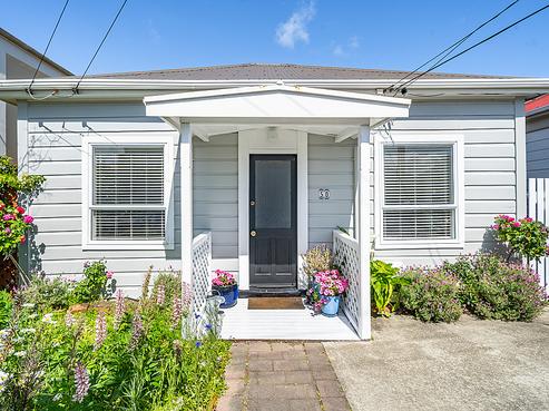 50 Beach Street, Petone