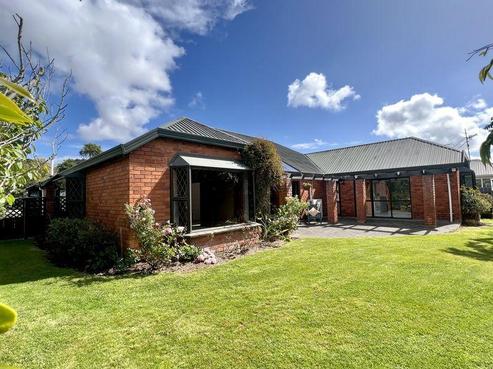 110 Herbert Street, Gladstone
