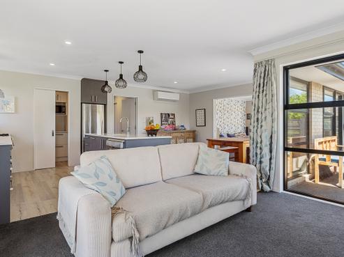 14 Old Farm Place, Rangiora