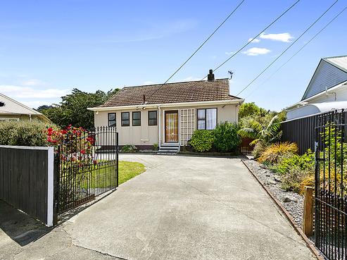 10 Bryant Grove, Taita