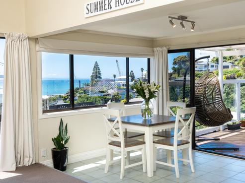 9 Bay View Road, Napier Hill