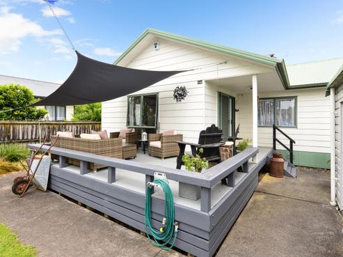 205 Tuhikaramea Road, Dinsdale