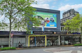 Prominent Position on Victoria St