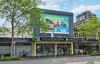 Prominent Position on Victoria Street