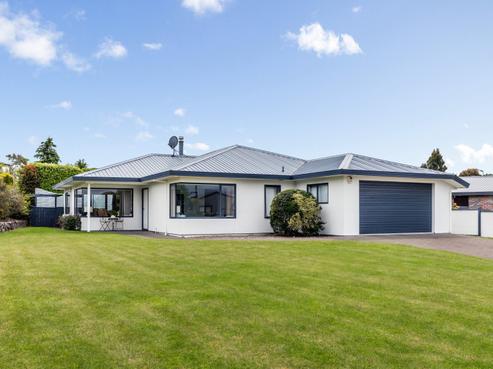 35 Kinder Street, Acacia Bay
