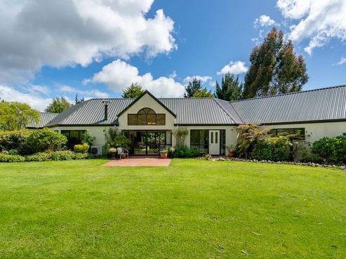 13 Cowan Road, Pine Hill