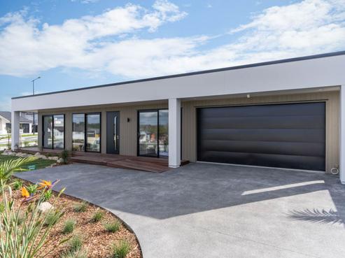 21 John Fair Drive, Wainui
