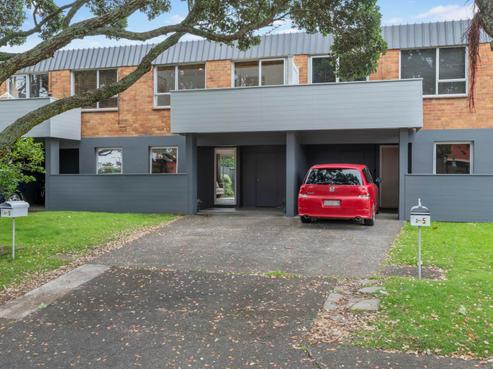 4/5 Glen Road, Browns Bay