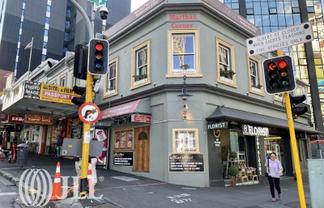 WELL KNOWN CBD CORNER RESTAURANT