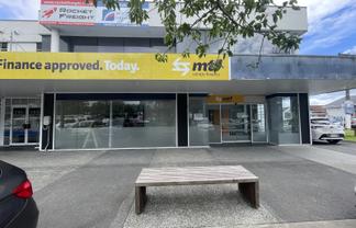 Versatile retail in prime New Lynn