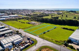 FOR LEASE: Two large Connett Road yards