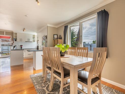 21 Station Road, Whakatu