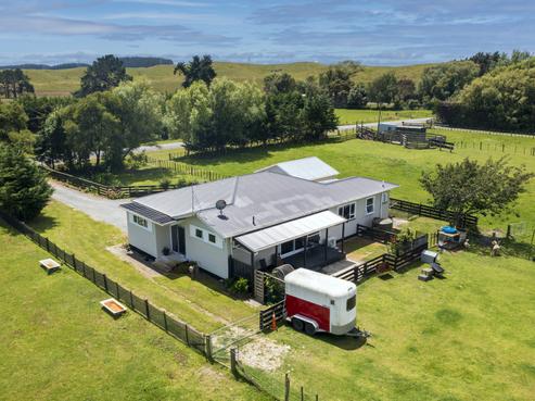 147 Hokio Sand Road, Hokio Beach