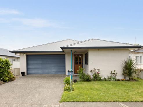 118 Allerton Street, Saint Leonards