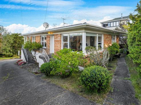 1/58 Arran Road, Browns Bay
