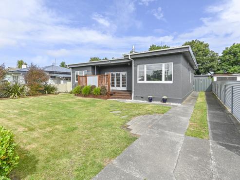 905 Tawa Street, Mahora