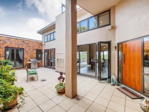 109 Junction Road, Halcombe
