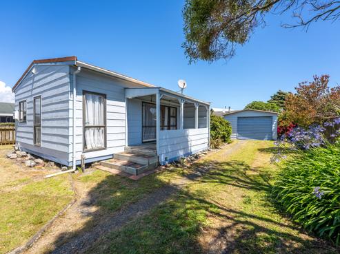 20 Norfolk Crescent, Otaki Beach