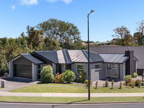 77 Adler Drive, Ohauiti