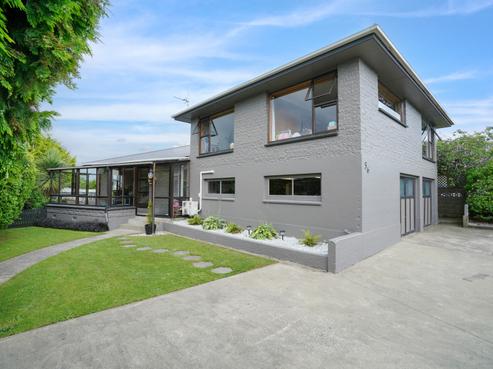 56 Orwell Crescent, Newfield