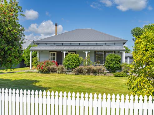 14 Grey Street, Martinborough