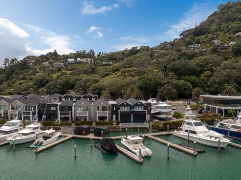 3/6 The Marina, Tairua