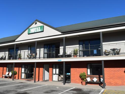 23 South Terrace, Darfield
