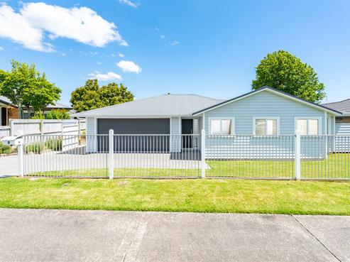 9 Madden Avenue, Kumeu