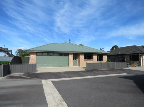 100 Queen Street, Westport