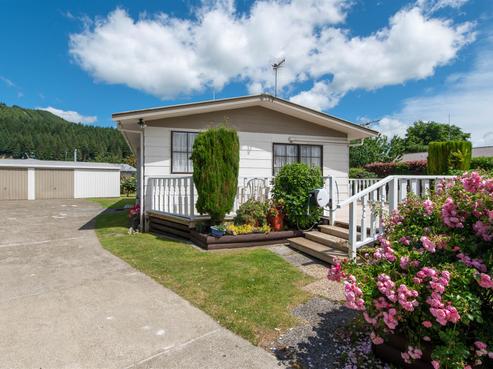 14 Chapman Place, Fairy Springs