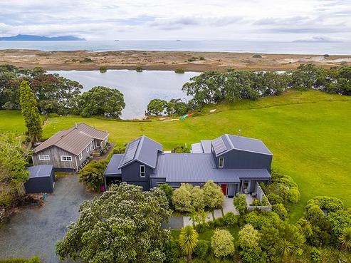 635 Cove Road, Waipu