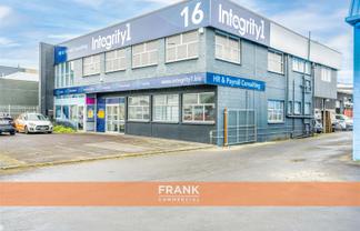 Standalone office in PAPAKURA