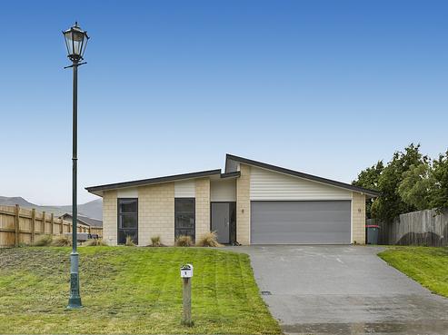 8 Missy Crescent, Cromwell