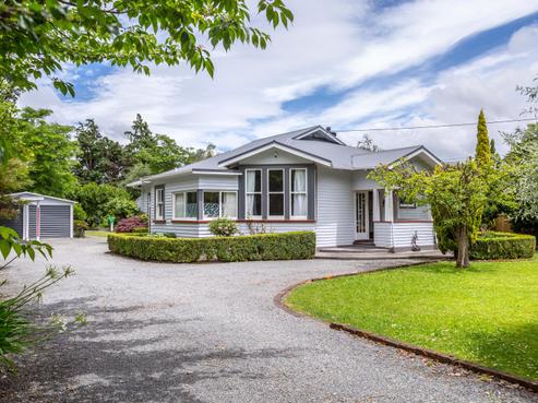 296 State Highway 53, Featherston