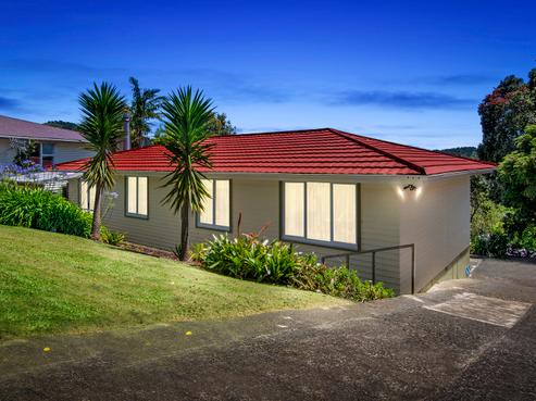 63 Ogle Crescent, Kamo