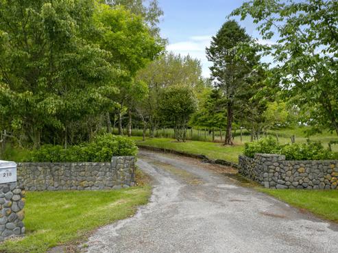 218 Kawakawa Road, Lake Taupo (West)