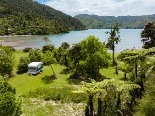 61 Hope Drive, Okiwi Bay