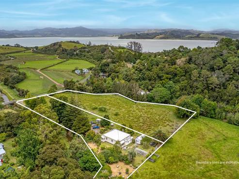 303 Totara North Road, Taupo Bay/Totara North