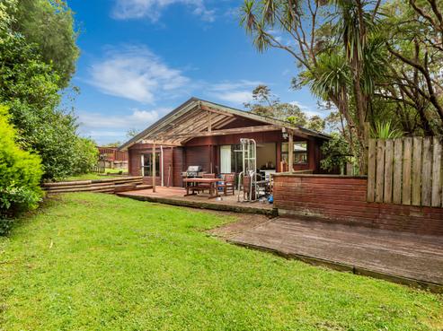 233 Golf Road, Titirangi