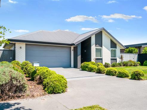 11 Franklin Crescent, Lincoln