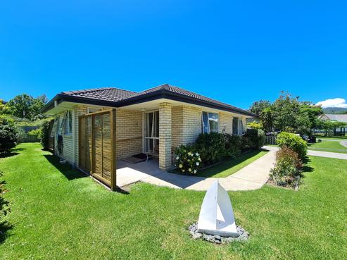 15 Allman Drive, Coromandel