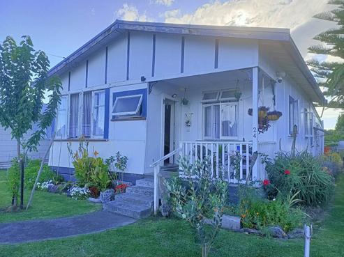 24 Locke Street, Wairoa