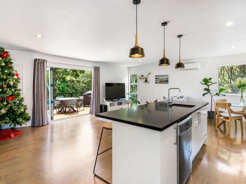 63 Lynn Road, Bayview