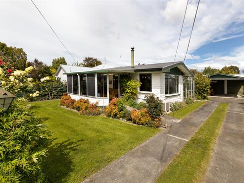 11 Bank Street, Springlands