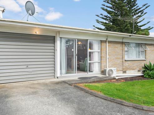 2/4 Grierson Place, Pukekohe