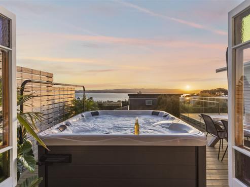 126 Rangatira Road, Beach Haven