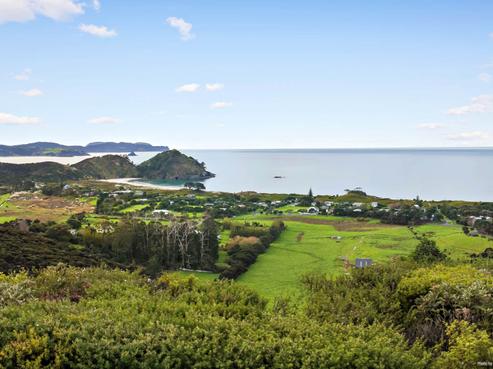 39 Sandhills Road, Great Barrier Island