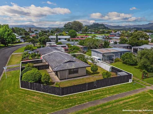 28 South Highway East, Whitianga