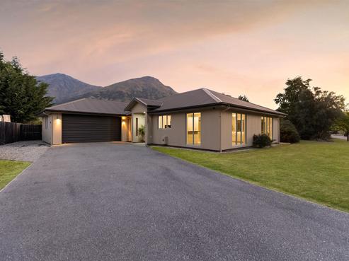 4 Ada Place, Lake Hayes Estate